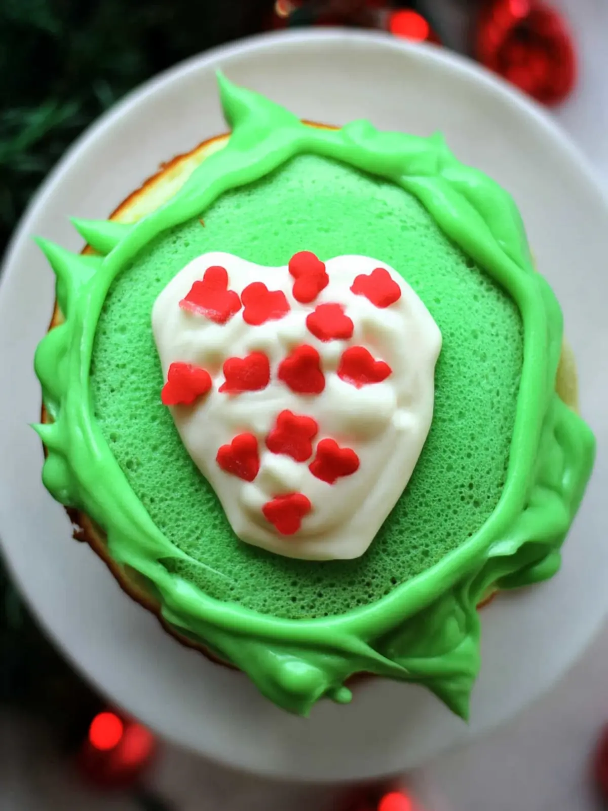 Festive Grinch Pancakes That Bring Joy to Your Table 2 Grinch Pancakes