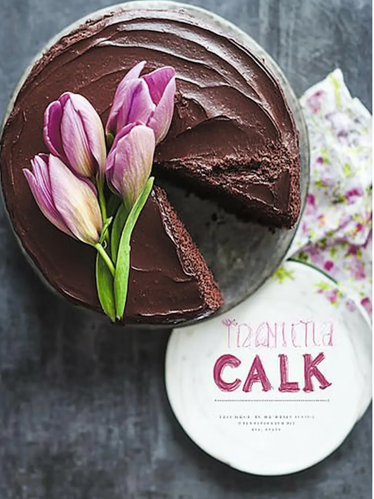 Chocolate Tulip Cake: Transform Your Desserts with Edible Beauty 4 Chocolate Tulip Cake