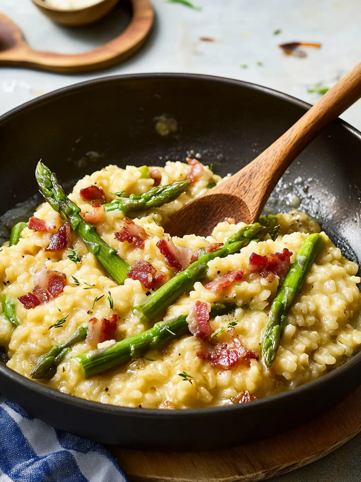 Creamy Asparagus Bacon Risotto: Comfort Food in One Pot 2 Creamy Asparagus Bacon Risotto