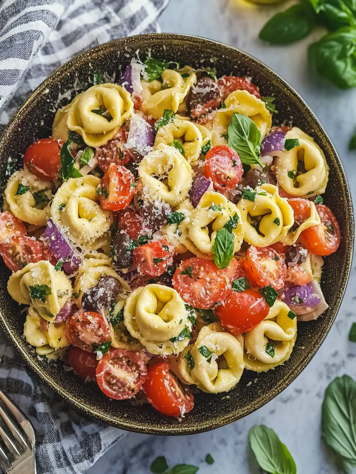 Zesty Italian Tortellini Salad: Quick, Fresh, and Flavor-Packed 2 Italian Tortellini Salad